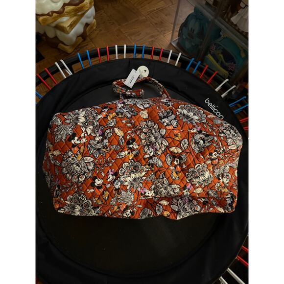 Vera Bradley Disney Mickey and Minnie Large Duffel, BNWT - Picture 5 of 5